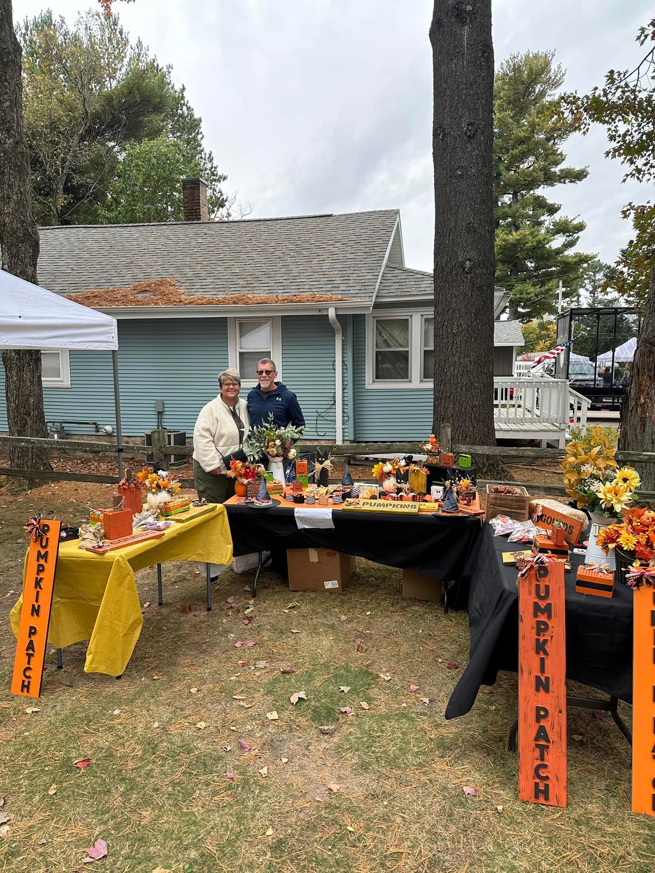 Mums and fall decorations brightening the festival
